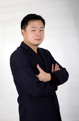 胡伟南1.jpg