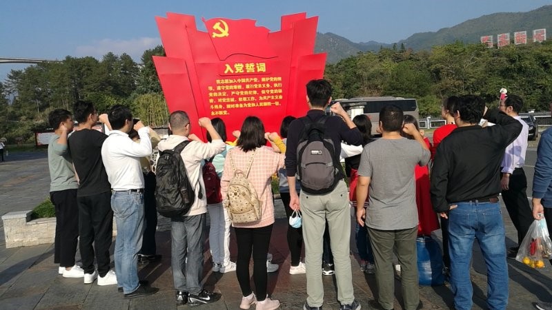 刚刚.jpg