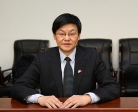 张漾滨.jpg